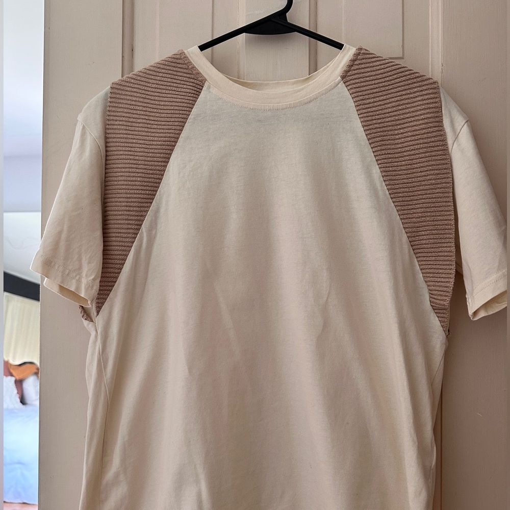 IPEKYOL T-Shirt with textured accents Size Small Purchased in Turkey